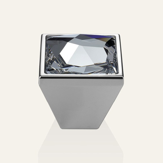Der Knopf für Möbel Linea Cali Pop-Art-PB mit Kristallen poliertem Chrom Swarowski®