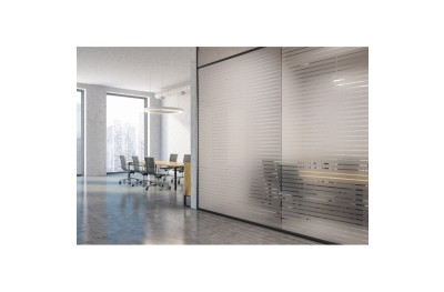 Gestreifte selbstklebende Fensterfolie Reflectiv INT 245 mit 45-mm-Linien