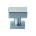 Quadratischer Türknauf Arieni 906 60x60 mm mit Rosette 50x50 mm