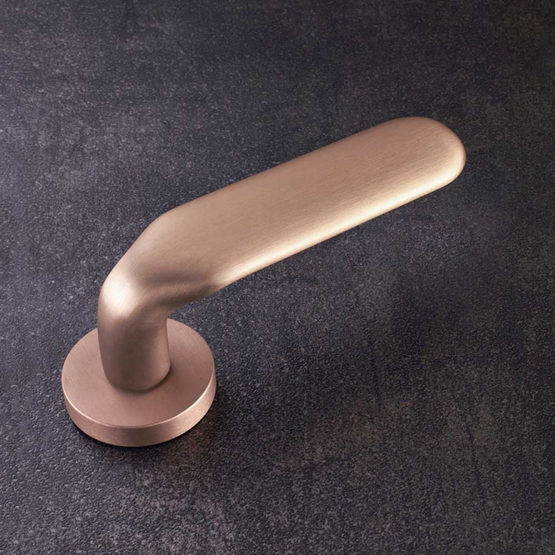 Eos Frosio Bortolo Innentürgriff in Version mit quadratischer Rosette